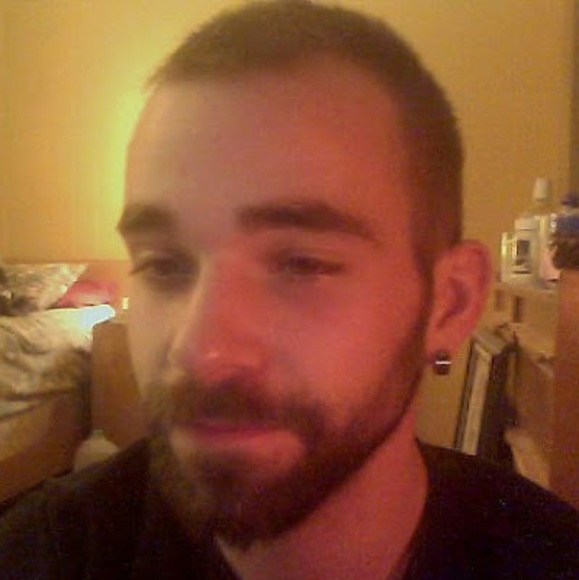Meet your Posher, Ean - Picture 1 of 1